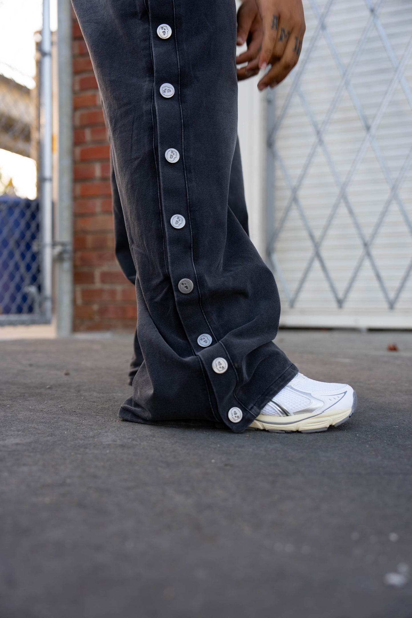 BUTTON SWEATPANTS BLACK