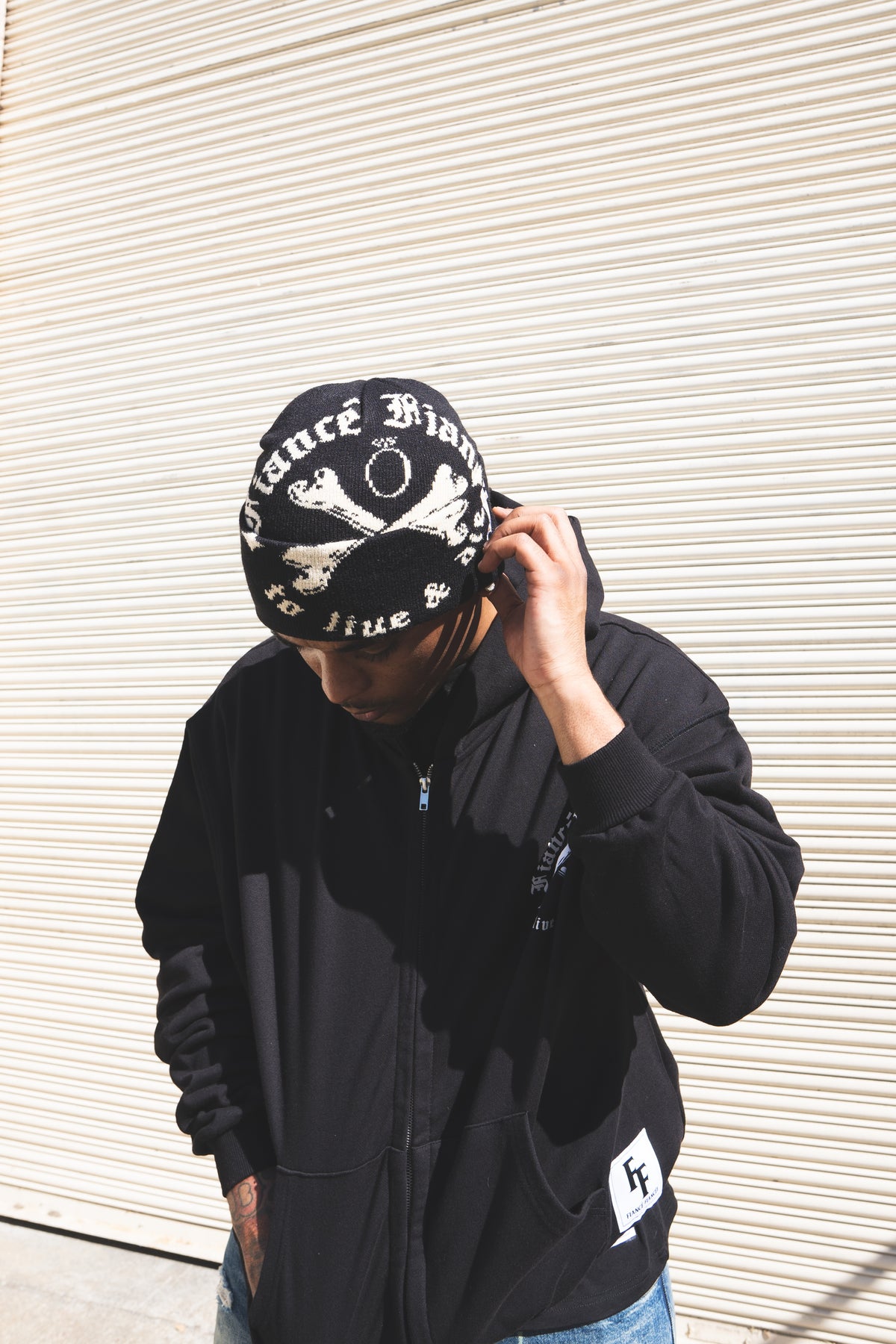 BONE BEANIE