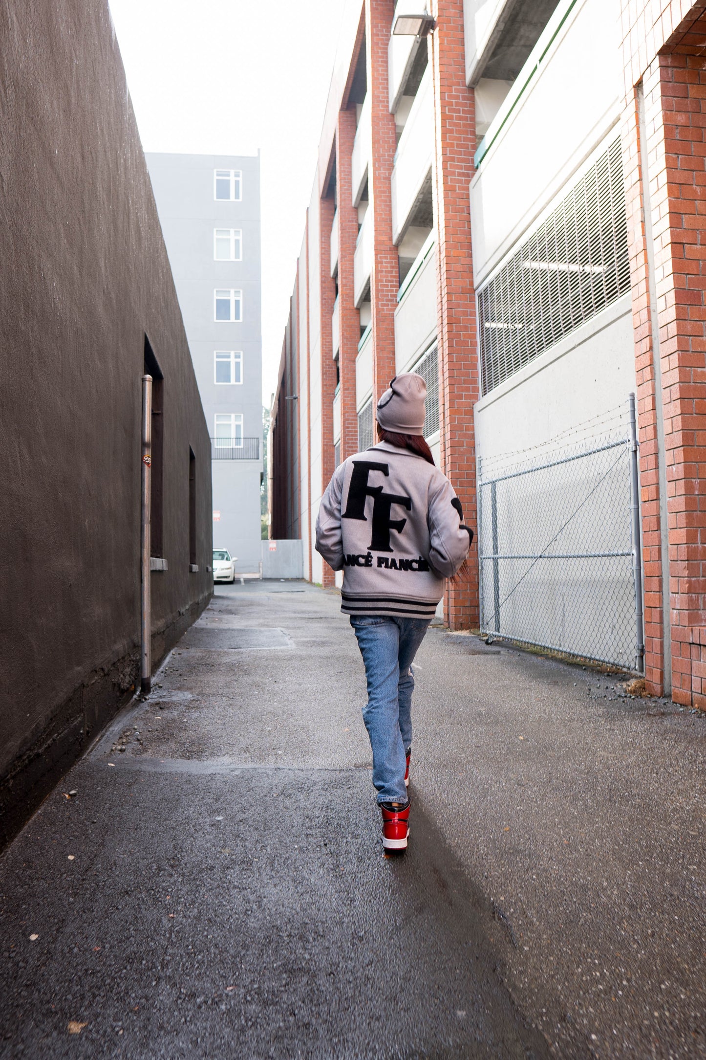 BONE SLEEVE LETTERMAN