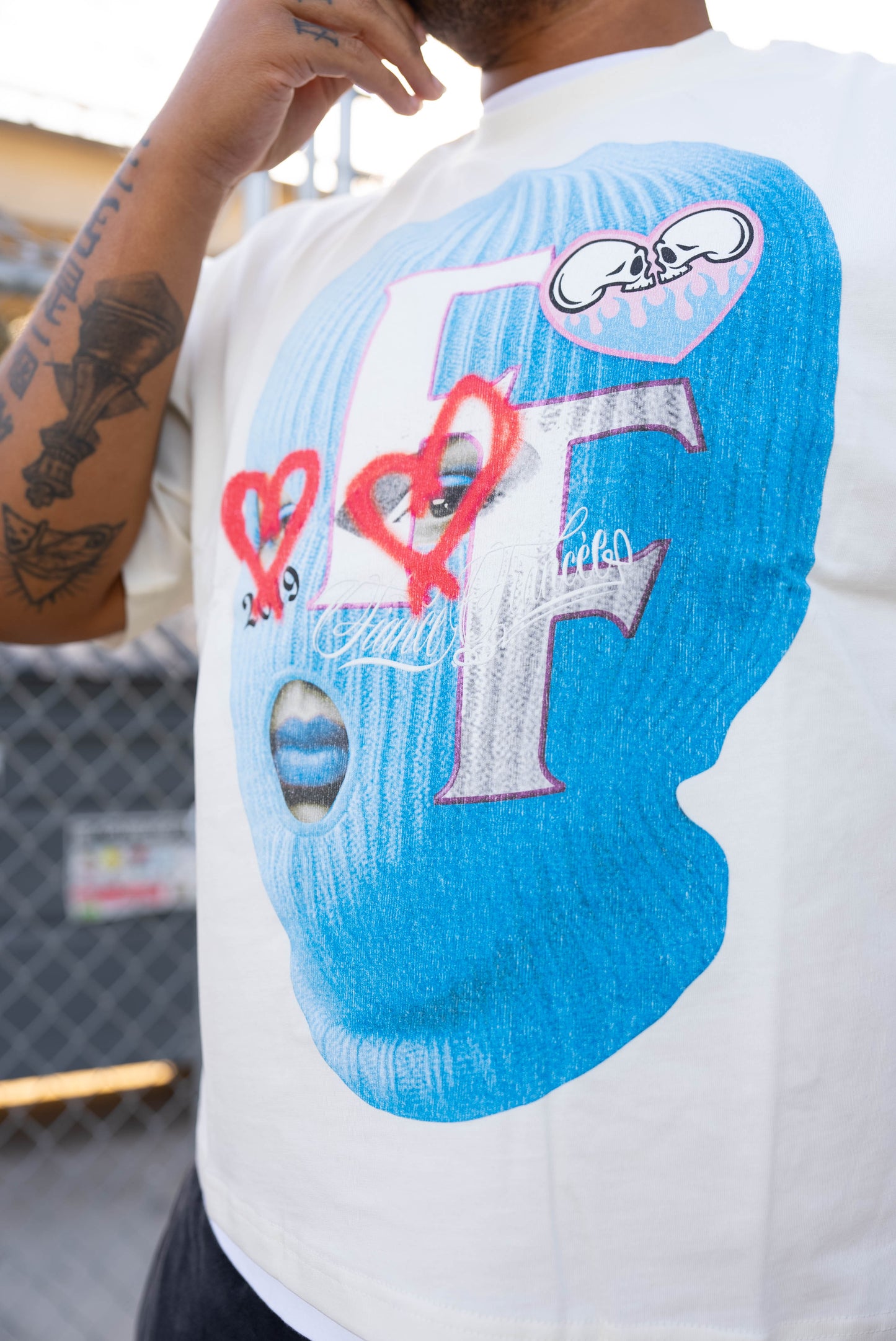 SKI MASK CROP TEE CREAM