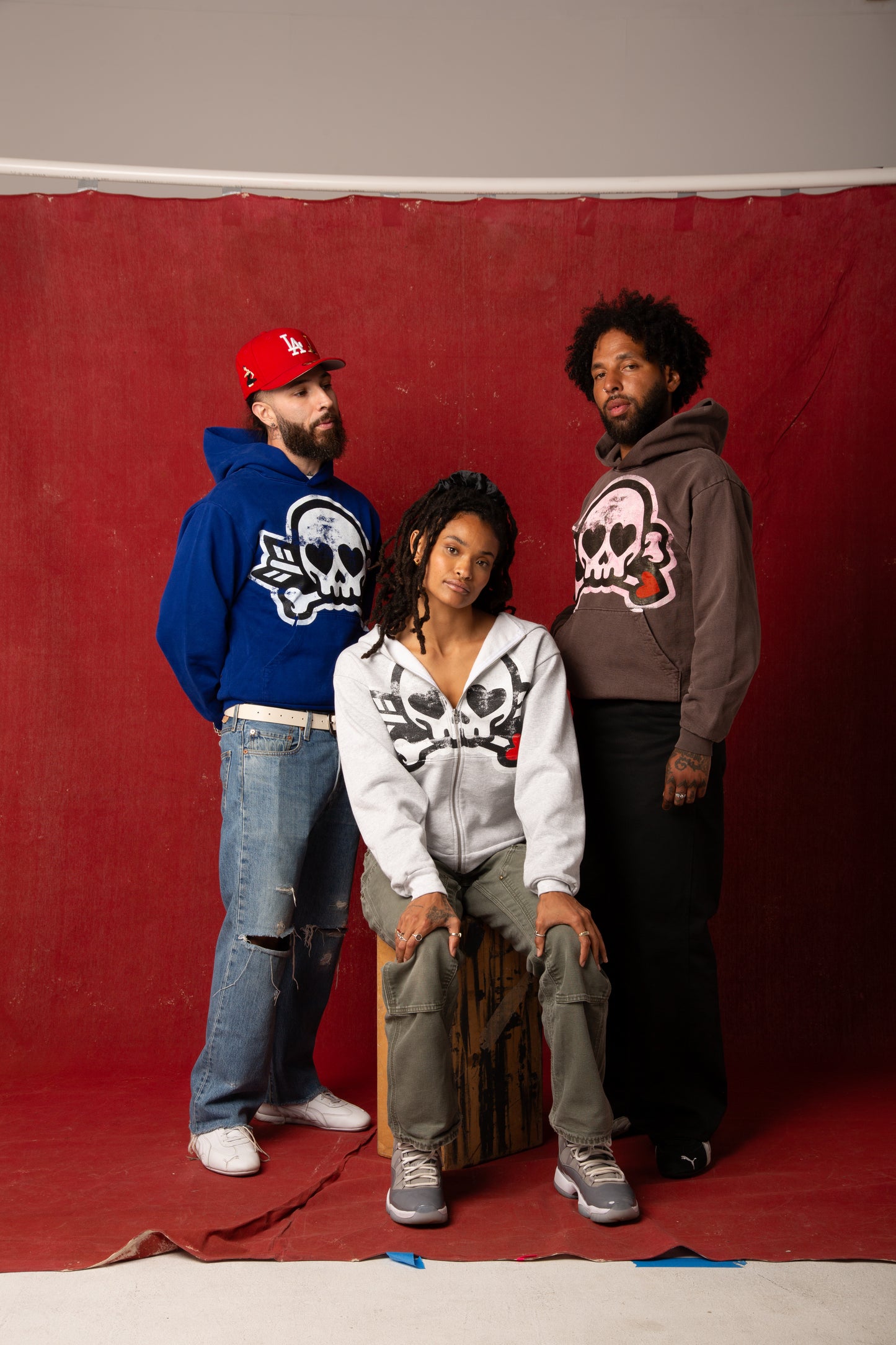 SKULL HEART ZIP HOODIE