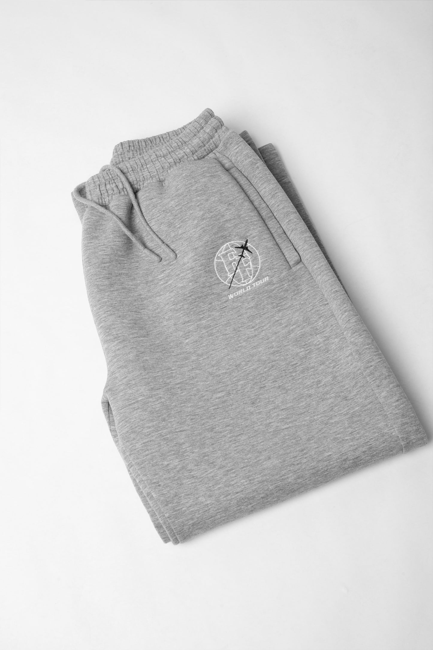 WORLD TOUR SWEATSUIT GREY